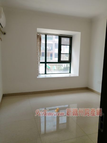糧食城風和日麗小區(qū)138平米3室2廳2衛(wèi)出售_房源展示圖4_新贛州房產(chǎn)網(wǎng)