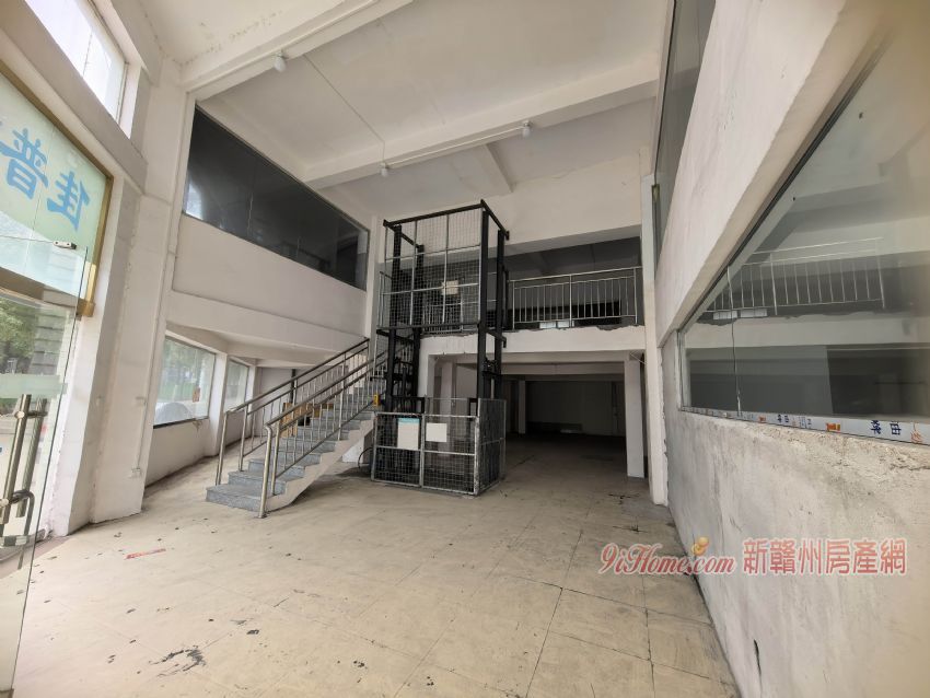 蔚蓝半岛900平米转角店面出租_房源展示图4_新赣州房产网 蔚蓝半岛900平米转角店面出租_房源展示图4_新赣州房产网